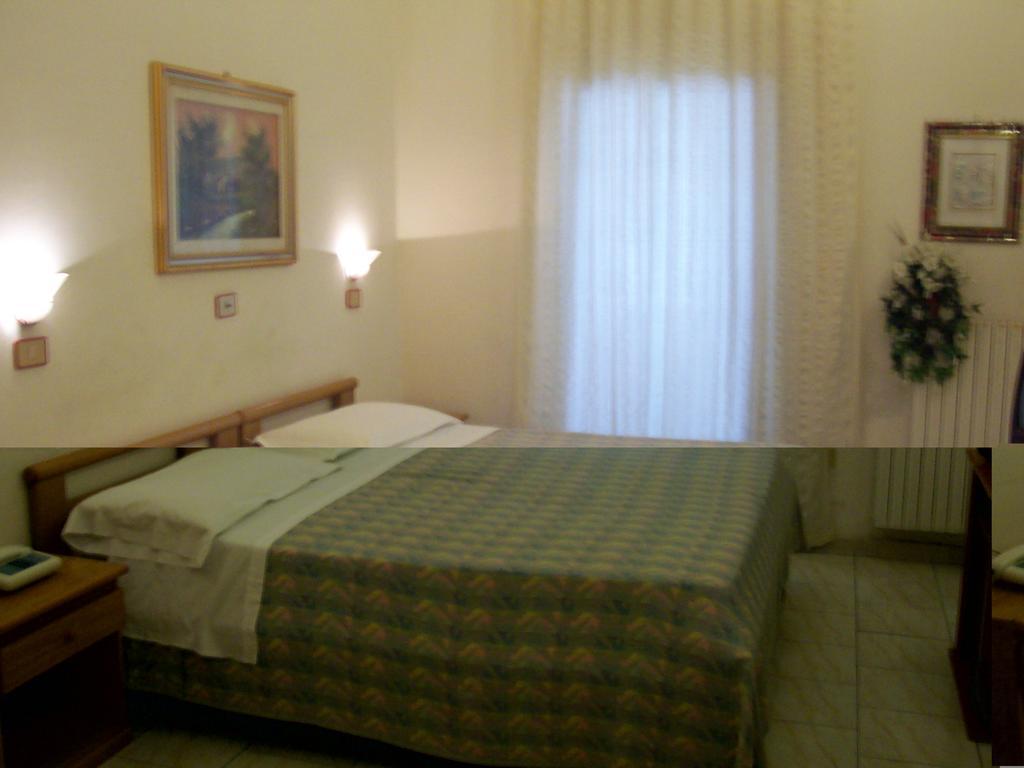 Hotel Pensione Romeo บารี ภายนอก รูปภาพ